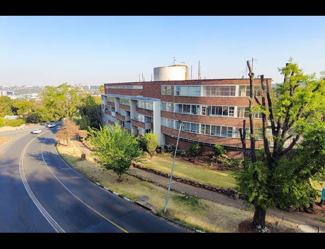 2 BEDROOM APARTMENT FOR SALE IN CYRILDENE